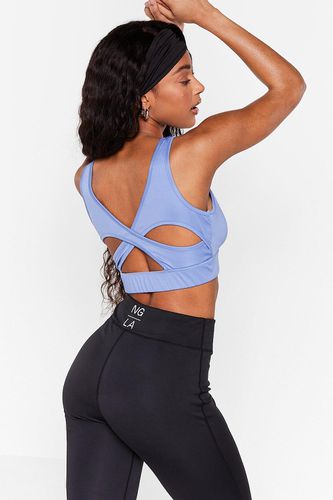 Crop Top De Sport À Découpes Dans Le Dos - - Xs - Nasty Gal - Modalova