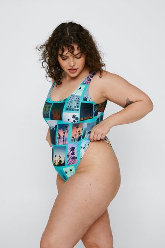 Grande Taille - Maillot De Bain Recyclé À Imprimé Photographie - - 52 - Nasty Gal - Modalova