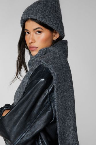 Premium Grey Beanie And Scarf Set - - One Size - Nasty Gal - Modalova