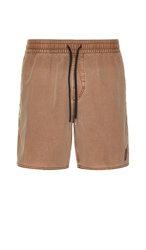 SHORT DE BAIN CENTER en . Taille M. Also en S, XL/1X - Volcom - Modalova