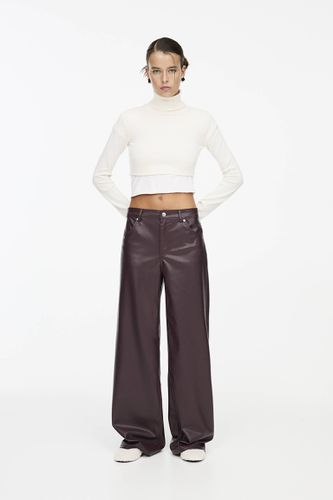 Pantalon Similicuir Palazzo - Pull&Bear - Modalova