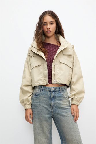 Veste Cropped À Capuche - Pull&Bear - Modalova