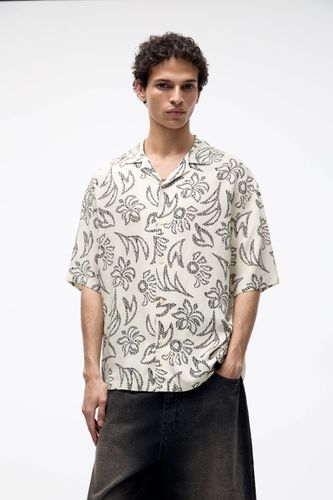 Chemise Imprimé Floral À Manches Courtes - Pull&Bear - Modalova