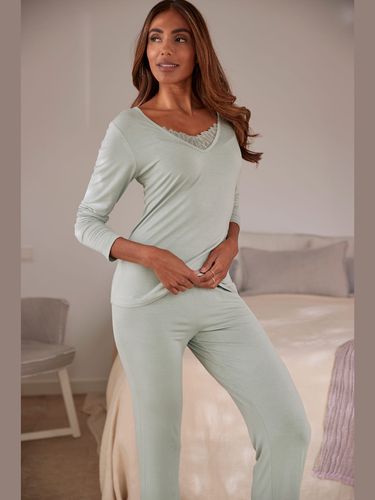 Haut de pyjama t-shirt à manches avec détails en dentelle - LASCANA - Modalova