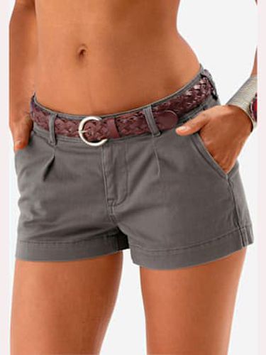 Shorts short avec pinces tendance devant - LASCANA - Modalova