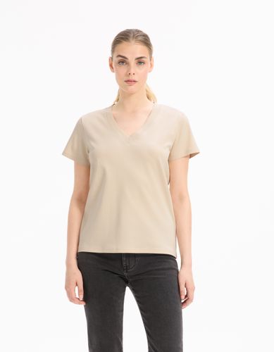 T-shirt en coton doux col V - beige - celio - Modalova