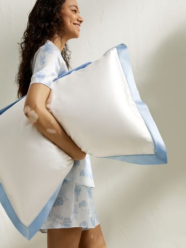 LILYSILK Taie D Oreiller Soie Décoration Bord Bleu 100% Soie De Mûrier Plus Longtemps Et Plus Écologique 60 x 60cm - LILYSILK - Modalova