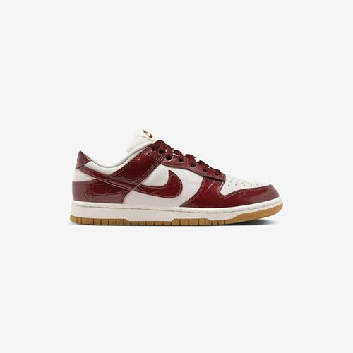 Nike Wmns Dunk Low Lx - Nike - Modalova