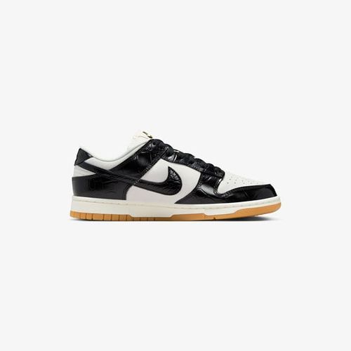 Nike Wmns Dunk Low Lx - Nike - Modalova