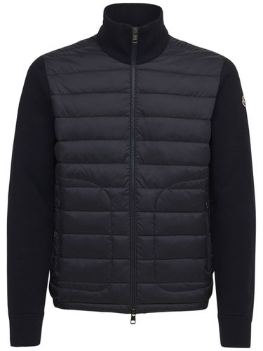 Doudoune En Maille De Laine Mélangée - MONCLER - Modalova