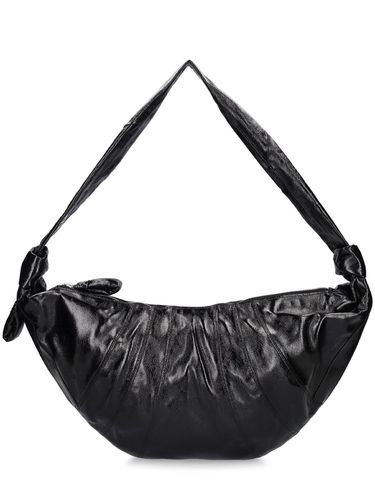 Grand Sac En Cuir Enduit Croissant - LEMAIRE - Modalova