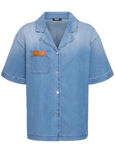 Chemise Manches Courtes En Denim Déteint - VERSACE - Modalova