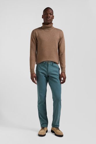 Pantalon chino vert en gabardine de coton stretch coupe Regular - Eden Park - Modalova