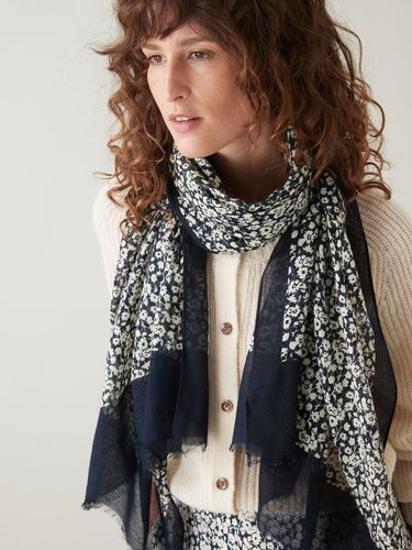 Foulard femme imprimé Daphnée - Cyrillus - Modalova