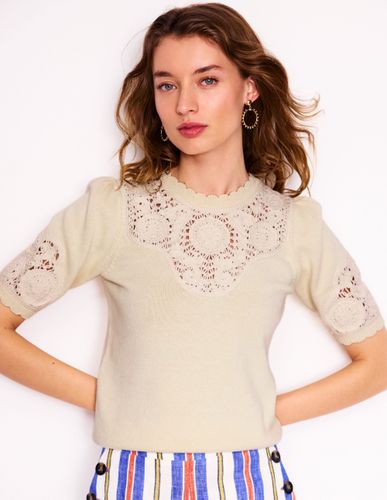 T-shirt en maille à empiècement brodé-Black - Boden - Modalova