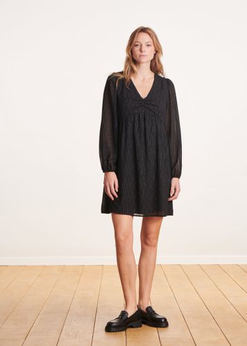 Robe courte noire en voile irisé encolure V - La Fée Maraboutée - Modalova