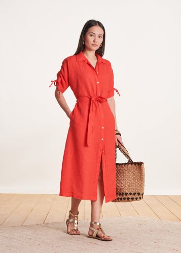 Robe chemise mi-longue oversize orange en lin - La Fée Maraboutée - Modalova