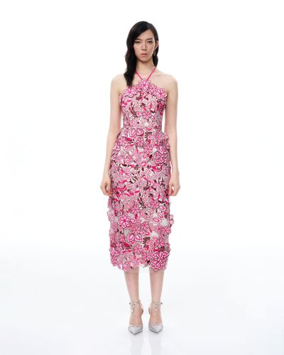 Robe longue dos nu brodée à fleurs Fiora – Rouge rosé - JW PEI - Modalova