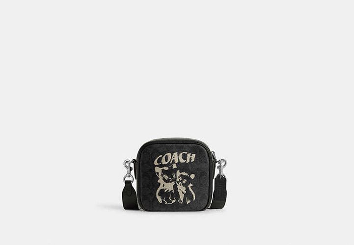 Bolsa para cámara The Lil Nas X Drop en lona de firma - COACH® - Modalova