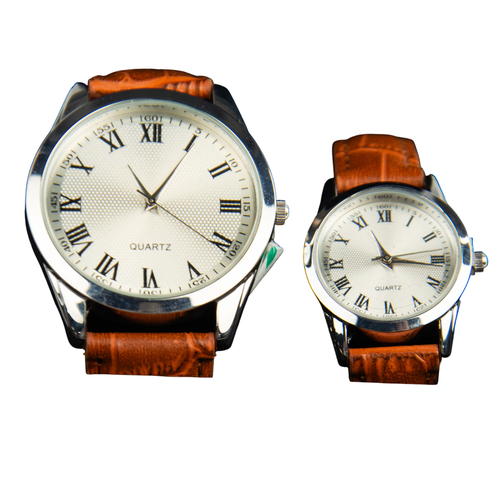 Coffret de deux montres Quartz avec bracelet de cuir crocodile et cadran rond en mtal argent dans son coffret d'origine - Label Emmaus - Modalova