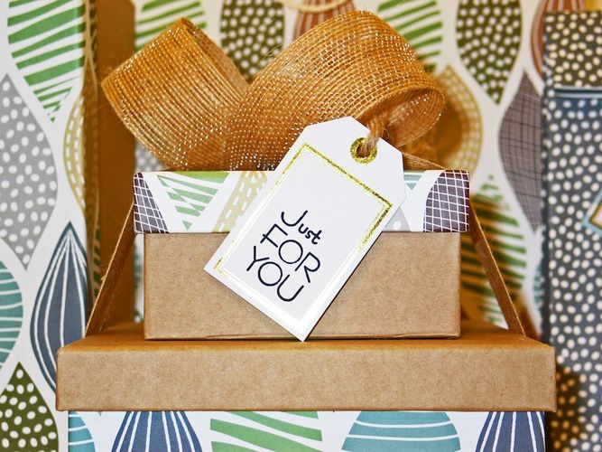  TAILLE S - MYSTERY BOX 5 Articles MODE - Label Emmaus - Modalova