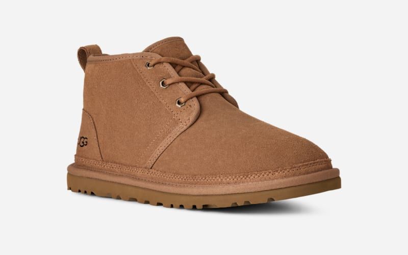 Neumel | Chaussures à lacets décontractées sur .com in Brown, Taille 43, Daim - Ugg - Modalova