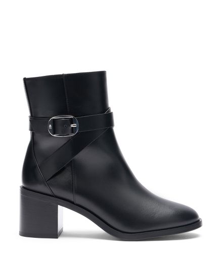 ESME BELTED ZIP BOOTIE, BOTTES ET BOTTINES, , VEAU HERITAGE/TALON EMPILÉ - Stuart Weitzman - Modalova