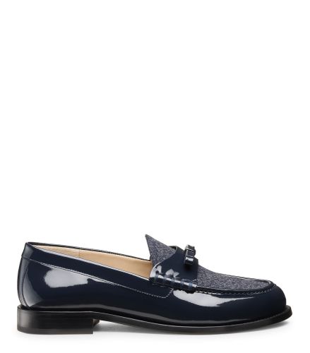 LOTTIE BOW LOAFER, CHAUSSURES PLATES ET MOCASSINS, , FALL TWILL/PATENT - Stuart Weitzman - Modalova