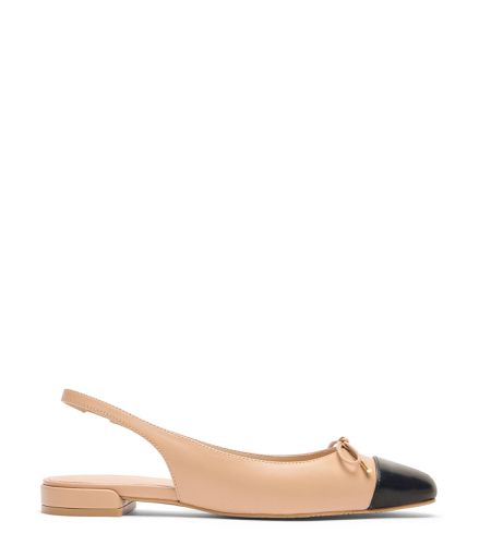 SLEEK BOW SLINGBACK FLAT, CHAUSSURES PLATES ET MOCASSINS, /, DRESS NAPPA/NAPPA LAQUÉ - Stuart Weitzman - Modalova