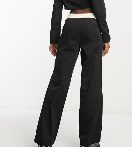 Pantalon d'ensemble droit avec détail rabattu - Noir - Collusion - Modalova