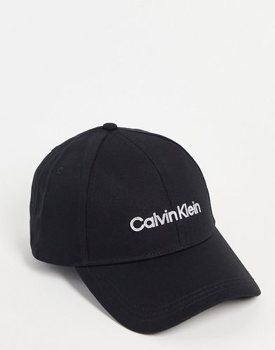Casquette avec logo brodé - Calvin Klein - Modalova