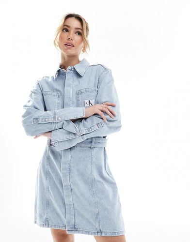 Robe chemise en jean avec ceinture - Denim clair - Calvin Klein Jeans - Modalova