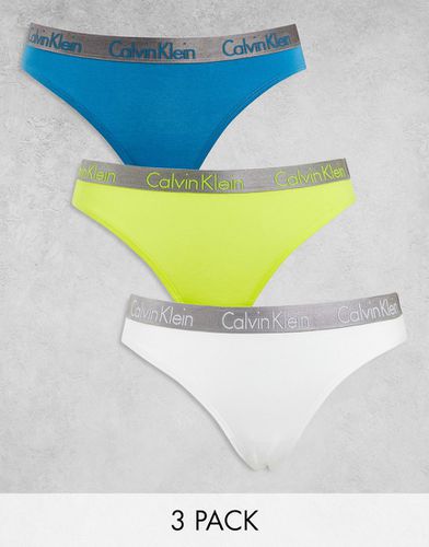 Radiant - Lot de 3 culottes coupe bikini en coton - Bleu sarcelle, blanc et jaune citron - Calvin Klein - Modalova