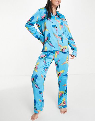 Ensemble pyjama avec haut et pantalon en satin à revers de qualité supérieure à imprimé perroquet - Chelsea Peers - Modalova