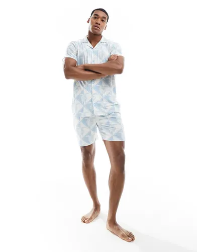 Pyjama avec chemise manches courtes à revers et short en polyester - Imprimé géométrique et tortue - Chelsea Peers - Modalova