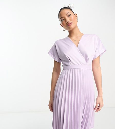 Robe courte plisse coupe cache-caur - Lavande - Closet London Petite - Modalova