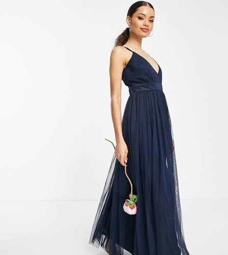 Anaya With Love Petite - Demoiselle d'honneur - Robe longue en tulle avec décolleté plongeant - Anaya Petite - Modalova