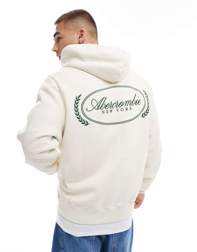 Sweat à capuche avec inscription logo et broderie au dos - Crème - Abercrombie & Fitch - Modalova