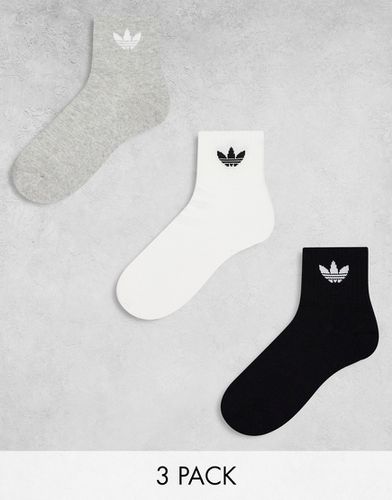 Lot de 3 paires de chaussettes hauteur chevilles - Noir, gris, blanc - Adidas Originals - Modalova