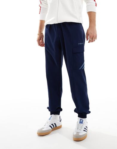 Pantalon cargo resserré aux chevilles - Adidas Originals - Modalova