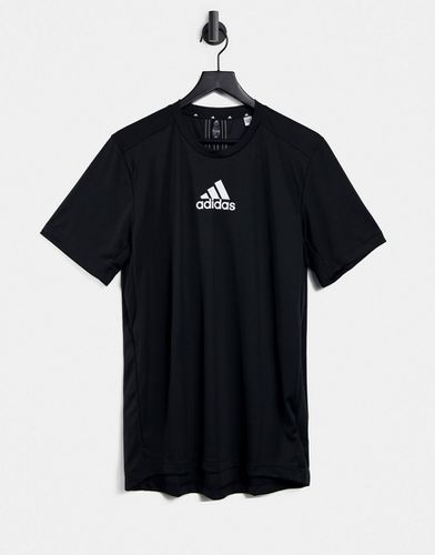 Adidas Training - T-shirt avec logo central - Adidas Performance - Modalova