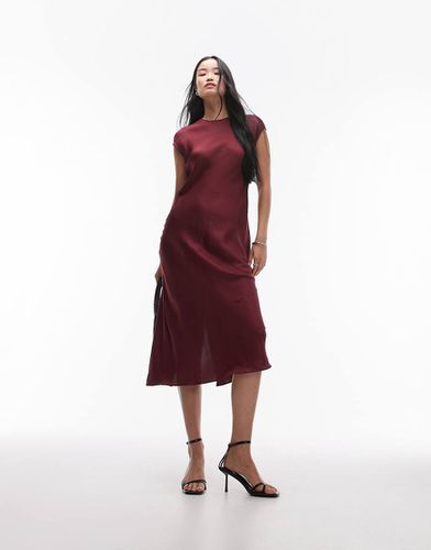 Robe longueur mollet en satin à mancherons - Bordeaux - Arket - Modalova