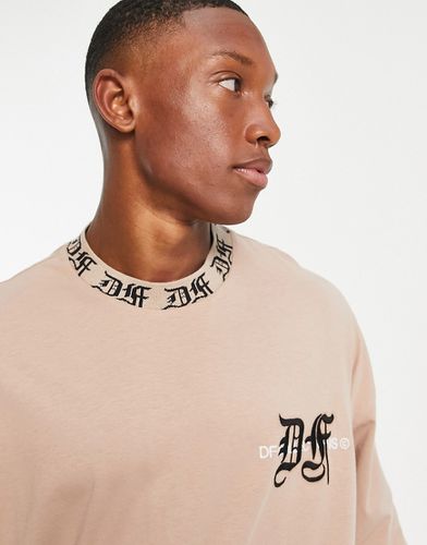ASOS - Dark Future - T-shirt oversize à manches longues avec col côtelé à logo et imprimé sur la poitrine - Neutre - Asos Design - Modalova
