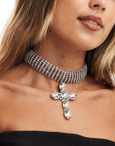 Collier ras de cou avec croix sertie de micro cristaux - Asos Design - Modalova