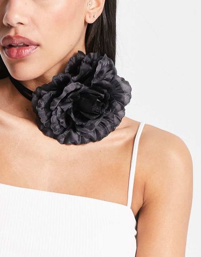 Collier ras de cou avec fleur et liens - Asos Design - Modalova