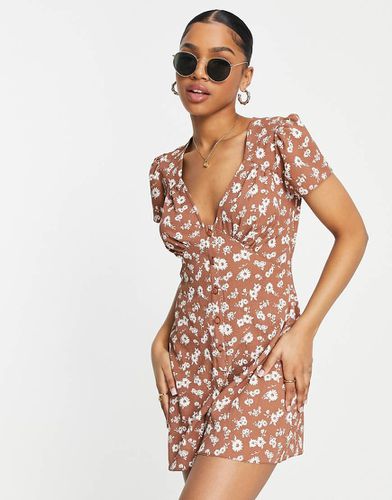 Combishort rétro boutonné sur le devant en crêpe avec mancherons - à petites fleurs - Asos Design - Modalova