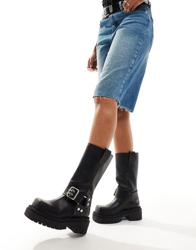 Conquest - Bottes style motard avec harnais en cuir de qualité supérieure - Asos Design - Modalova