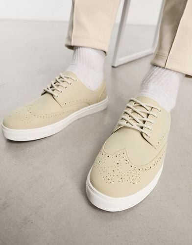 Chaussures imitation daim à lacets avec détails richelieu - Beige - Asos Design - Modalova