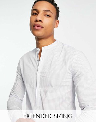 Chemise ajustée à col grand-père et rayures - clair - Asos Design - Modalova