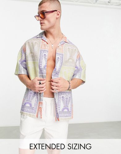 Chemise coupe carrée oversize avec col à revers en lin mélangé - Imprimé carte postale - Asos Design - Modalova